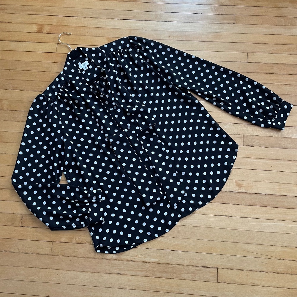 J. CREW Polka Dot Bow Tie Blouse Top Puff Sleeve Button Front Preppy Career